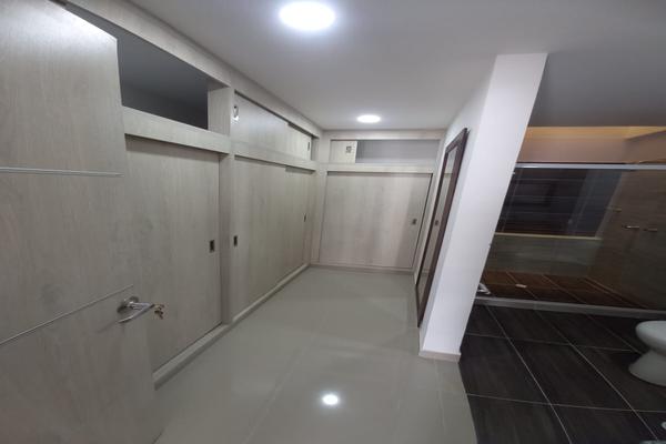 NUEVO PRÍNCIPE, SE VENDE CASA UNIFAMILIAR ESQUINERA