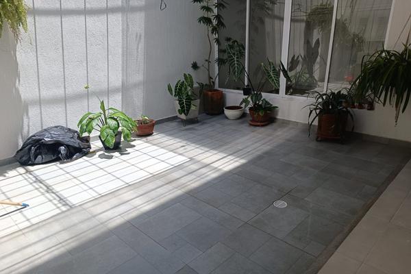 SE VENDE CASA EN PRIMER PISO, PROPIEDAD HORIZONTAL EN EL JARDÍN