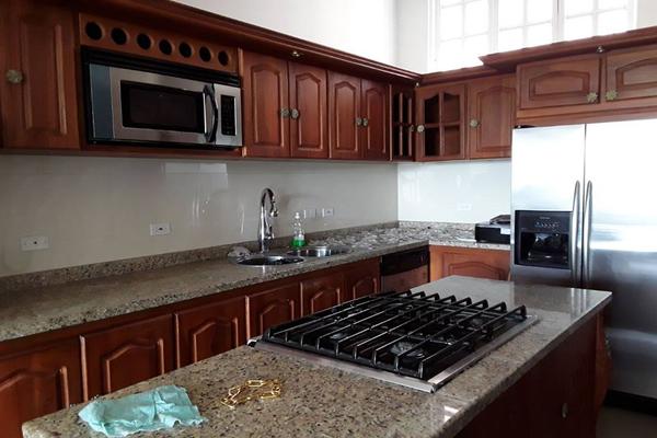 BARRIO CIUDAD CAMPESTRE, SE VENDE CASA LUJOSA