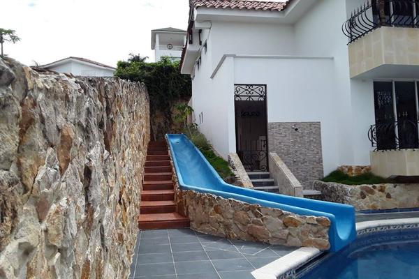 BARRIO CIUDAD CAMPESTRE, SE VENDE CASA LUJOSA