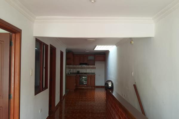 VENTA DE CASA BIFAMILIAR EN EL BARRIO PROGRESAR (DOBLE RENTA)