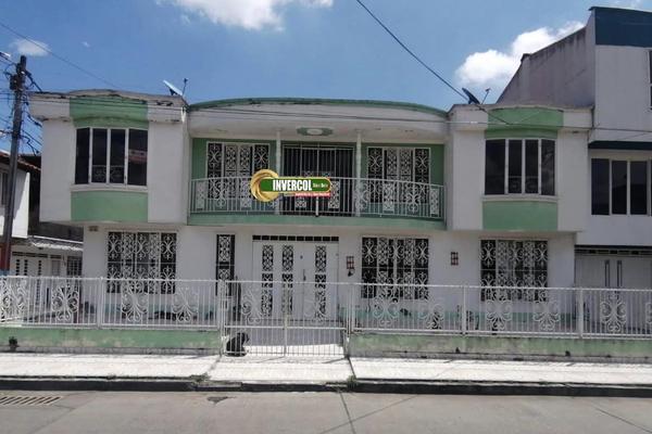 FÁTIMA, SE VENDE CASA BIFAMILIAR