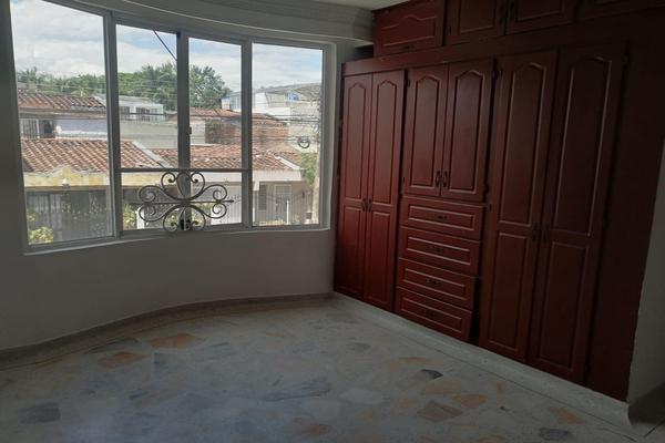FÁTIMA, SE VENDE CASA BIFAMILIAR
