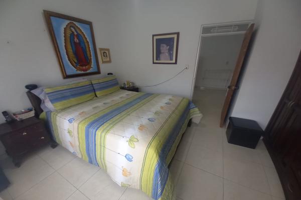 SE VENDE CASA 2do PISO, PROPIEDAD HORIZONTAL EN EL SALESIANO