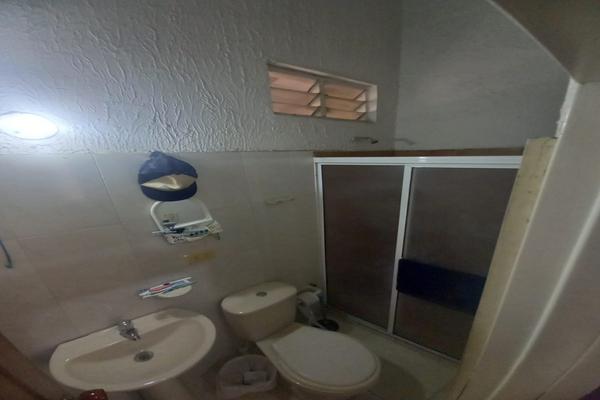 SE VENDE CASA 2do PISO, PROPIEDAD HORIZONTAL EN EL SALESIANO