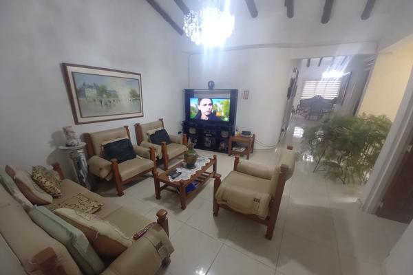 SE VENDE CASA 2do PISO, PROPIEDAD HORIZONTAL EN EL SALESIANO