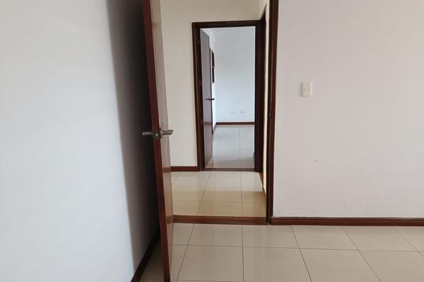 SE VENDE APARTAMENTO TIPO PENTHOUSE SEGUNDO PISO, BARRIO ALVERNIA