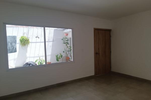 SE VENDE CASA EN PRIMER PISO, PROPIEDAD HORIZONTAL EN EL JARDÍN